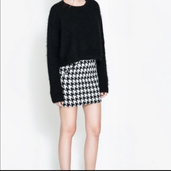 ZARA houndstooth mini skirt black white size Medium L1 - Picture 1 of 7